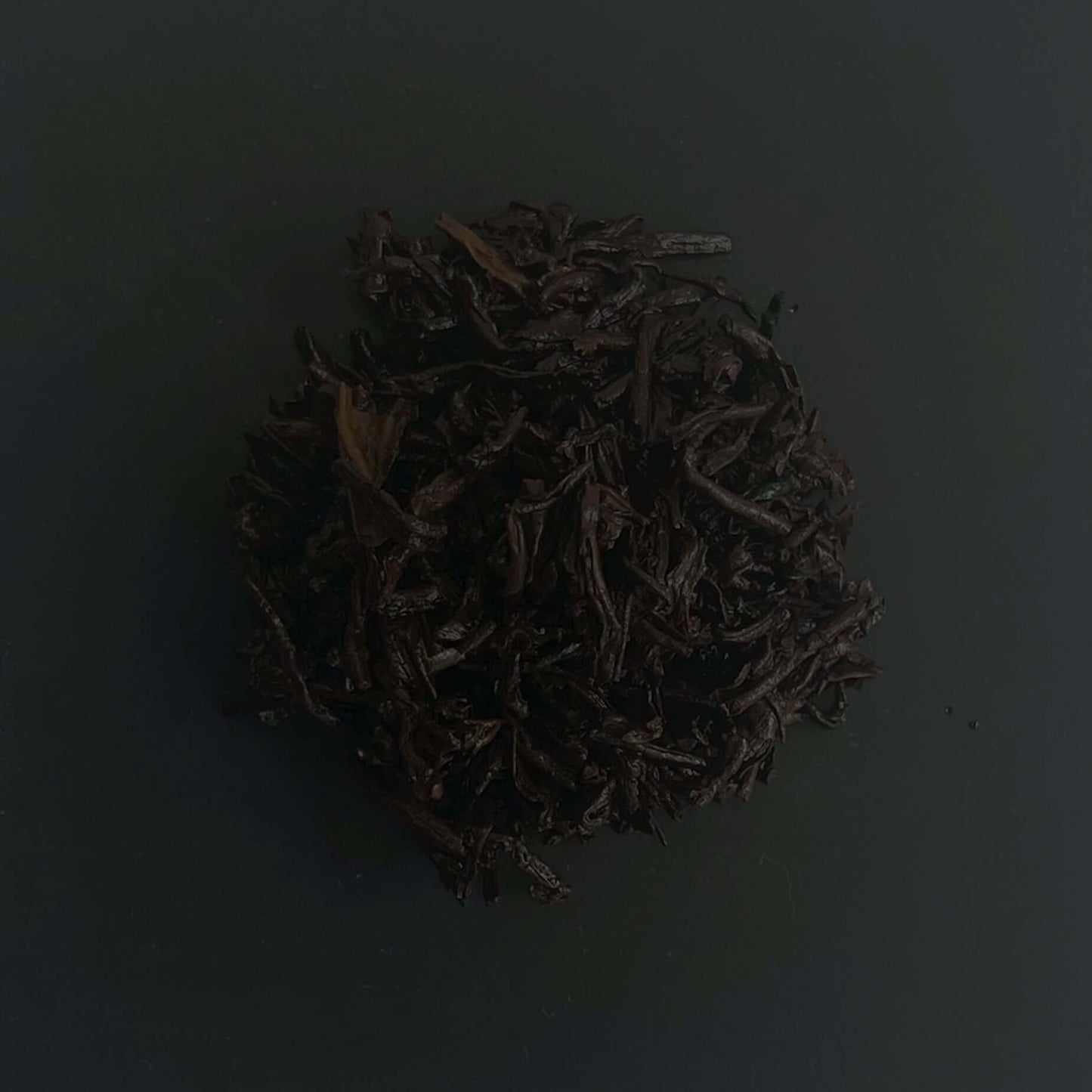 Black tea. Ripe Puerh tea. Yunnan. Shou puerh. Cooked puerh. pu erh. Ginseng